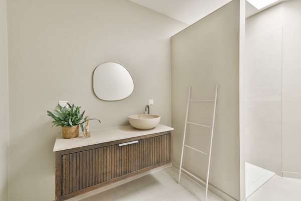 Medium property photo - Bloemistenlaan 46, 2313 BB Leiden